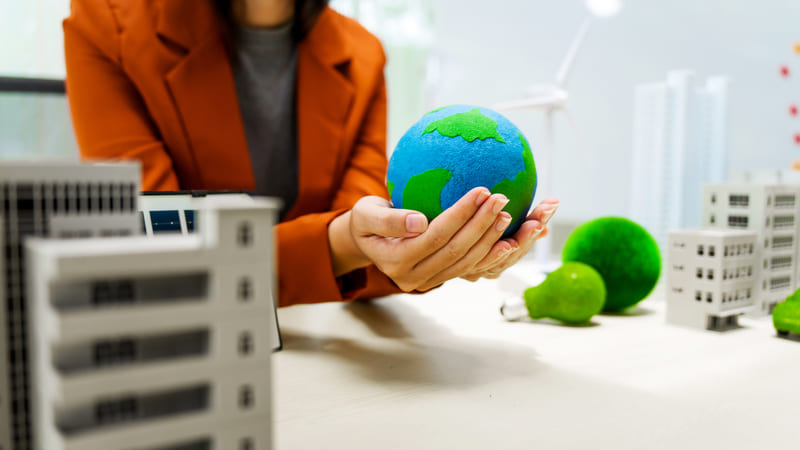 Reshaping economic systems: Diversities in industries’ approach to climate change scenarios